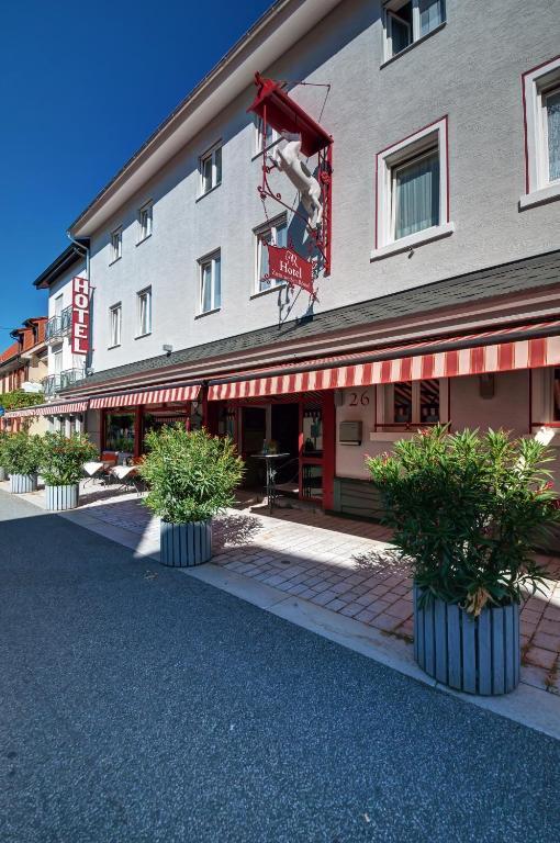 Hotel Zum Weissen Roessel 왈도르프 외부 사진